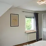 Lovely In With Wifi Holiday home *